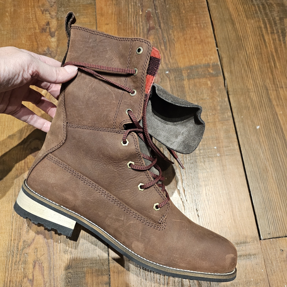 Kodiak Brown Leather Men's Boots with Red Accents
